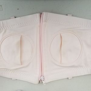 Lansinoh Simple Wishes Hands-Free Pumping Bra